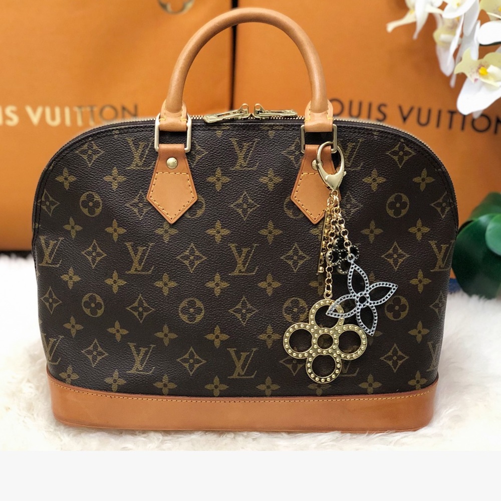 ‼️SOLD‼️♥️Authentic Louis Vuitton Alma Pm